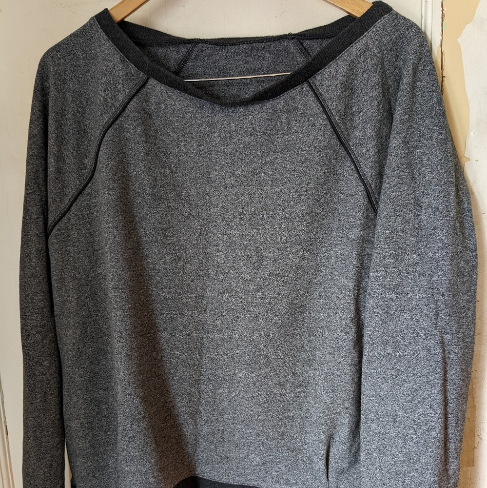 Lululemon sweatshirt VGUC